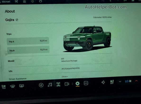 7FCTGAAA1PN019170 2023 RIVIAN R1T Зеленый Вид щитка приборов