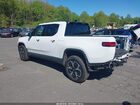 2022 Rivian R1t Adventure White vin: 7FCTGAAA2NN011530