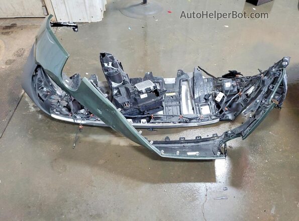7FCTGAAA3PN024998 2023 RIVIAN R1T Зеленый Вид подкапотного пространства