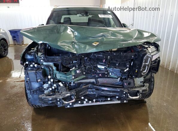 7FCTGAAA3PN024998 2023 RIVIAN R1T Зеленый Вид спереди