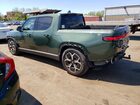 2022 Rivian R1t Adventure Зеленый vin: 7FCTGAAA7NN015184