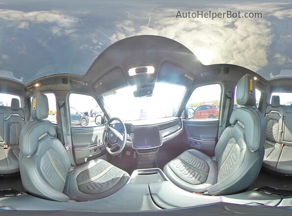 7FCTGAAA9NN005675 2022 RIVIAN R1T Gray Vista de la etiqueta del VIN