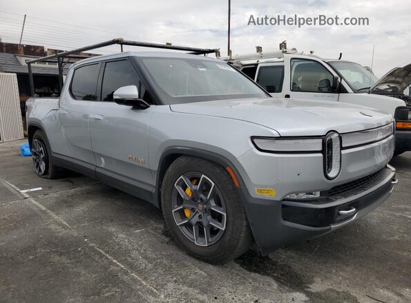 7FCTGAAL7NN001576 2022 RIVIAN R1T Silver Przód prawy