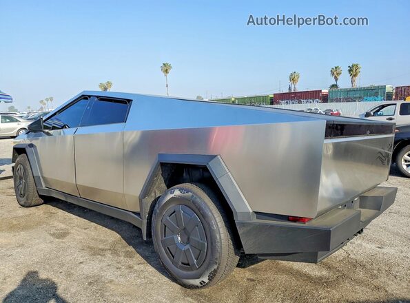 7G2CEHED0TA090386 2026 TESLA CYBERTRUCK Silver უკანა მარცხენა