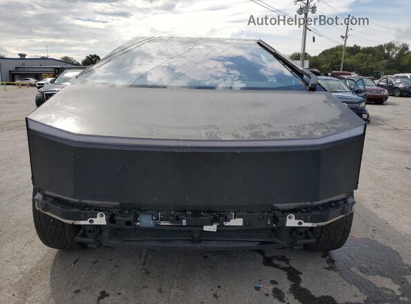 7G2CEHED1RA028066 2024 TESLA CYBERTRUCK Черный Вид спереди