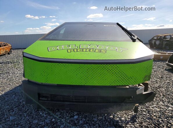 7G2CEHED1RA048818 2024 TESLA CYBERTRUCK Зеленый Вид спереди