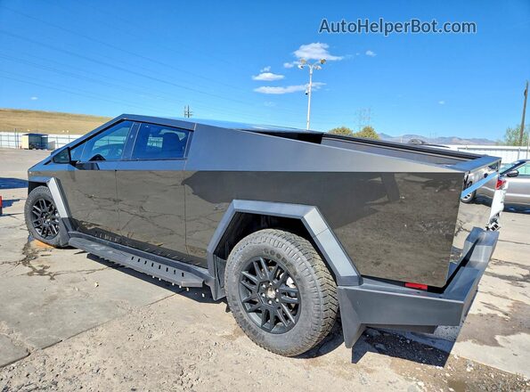 7G2CEHED2SA070803 2025 TESLA CYBERTRUCK Green Trasero izquierdo