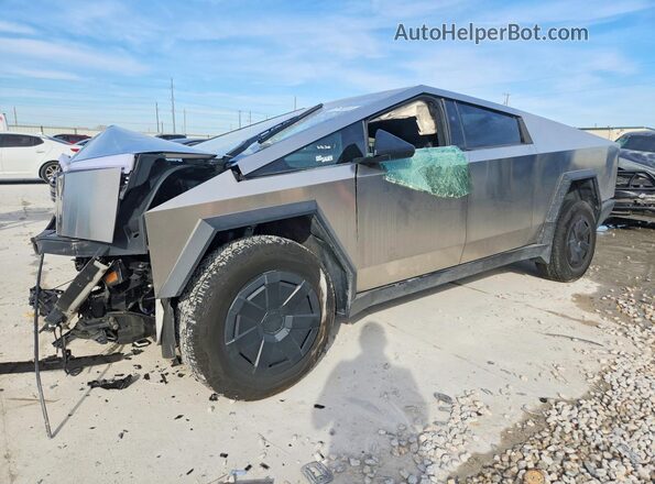7G2CEHED2SA081123 2025 TESLA CYBERTRUCK Серебряный Передняя левая четверть