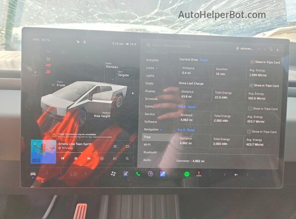 7G2CEHED2SA081123 2025 TESLA CYBERTRUCK Серебряный Вид щитка приборов