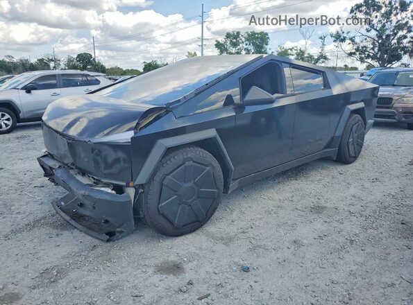 7G2CEHED3RA001645 2024 TESLA CYBERTRUCK Черный Передняя левая четверть
