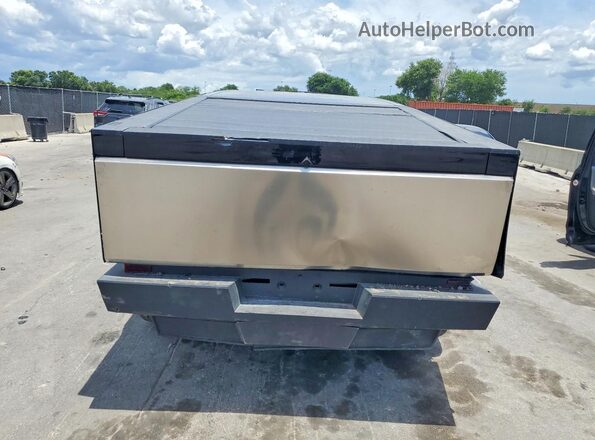 7G2CEHED5SA075011 2025 TESLA CYBERTRUCK Gray Widok z tyłu
