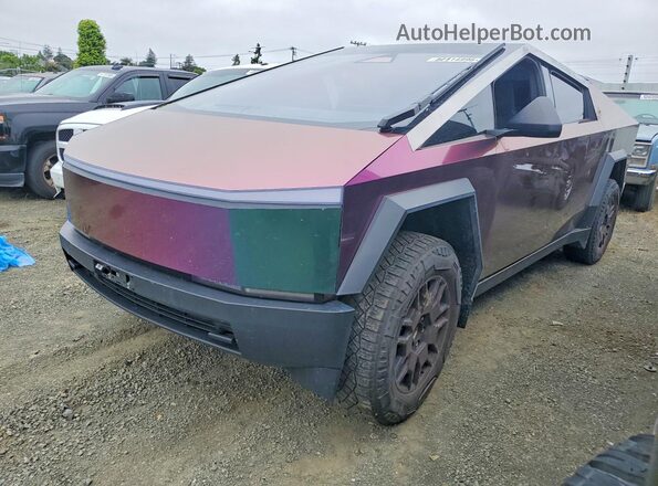 7G2CEHED6RA001803 2024 TESLA CYBERTRUCK Двухцветный Передняя левая четверть