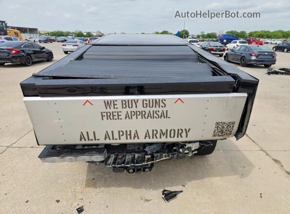 7G2CEHED6RA049138 2024 TESLA CYBERTRUCK Silver Вид ззаду