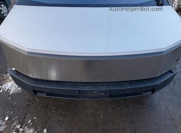 7G2CEHED6RA056770 2024 TESLA CYBERTRUCK Серебряный Вид подкапотного пространства