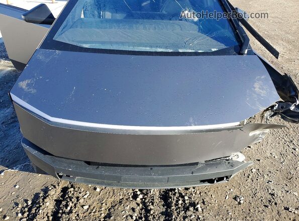 7G2CEHED7SA070036 2025 TESLA CYBERTRUCK Серебряный Вид задней части салона