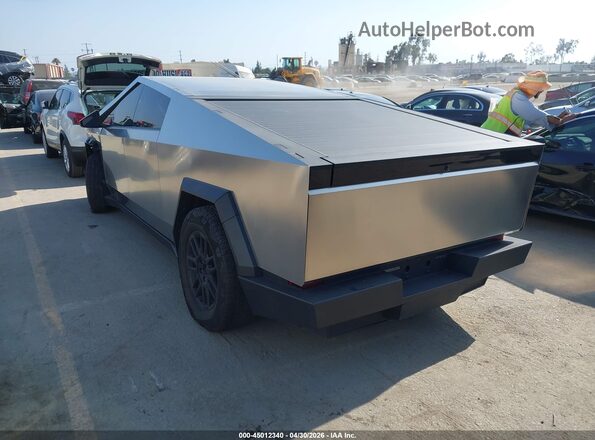 7G2CEHED8RA056642 2024 TESLA CYBERTRUCK Серый Задняя левая четверть