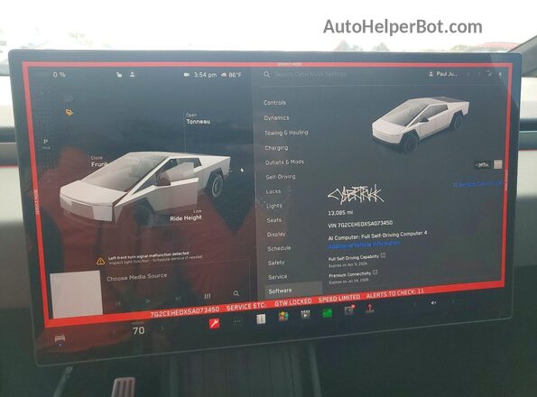 7G2CEHEDXSA073450 2025 TESLA CYBERTRUCK Silver Widok zestawu wskaźników