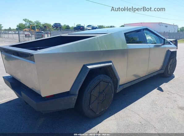7G2CEHEE1RA034846 2024 TESLA CYBERTRUCK Silver Հետևի աջ