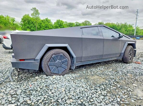 7G2CEHEE2RA007042 2024 TESLA CYBERTRUCK Серый Задняя правая четверть