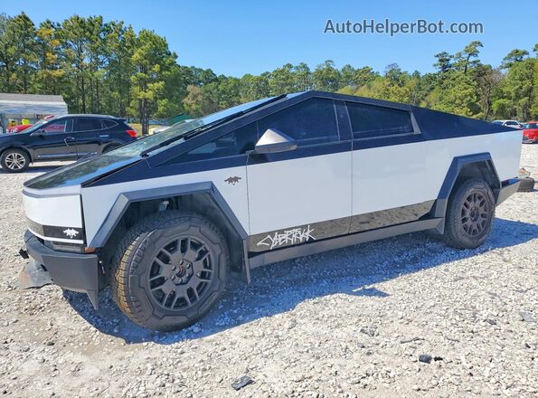 7G2CEHEE2RA026867 2024 TESLA CYBERTRUCK Двухцветный Передняя левая четверть