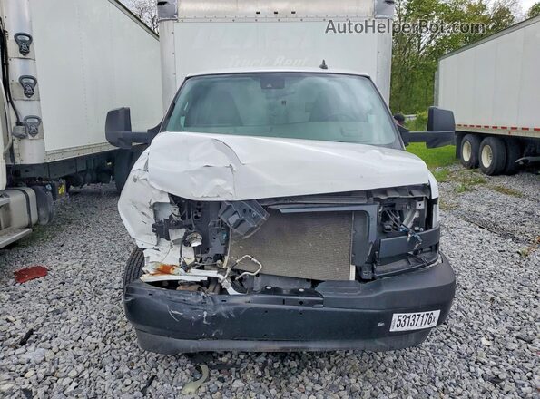 7GZ37TC73MN013372 2021 GMC SAVANA White Вид спереду