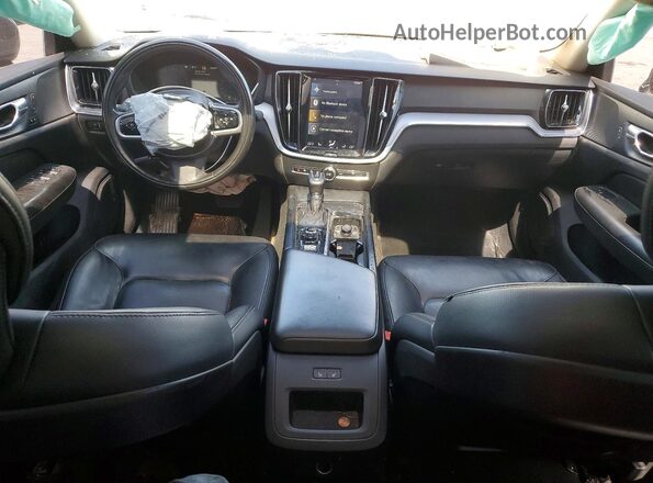 7JRA22TK6LG039115 2020 VOLVO S60 Gray Widok deski rozdzielczej