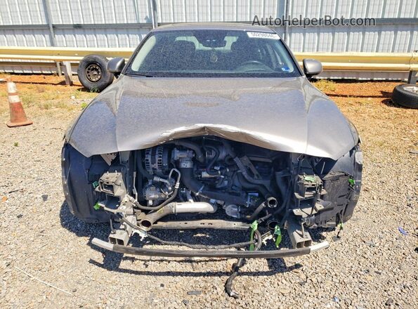 7JRA22TL0KG006831 2019 VOLVO S60 Серебряный Вид спереди