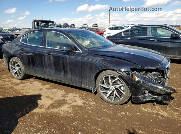 7JRA22TL5LG037400 2020 VOLVO S60 Черный Передняя правая четверть