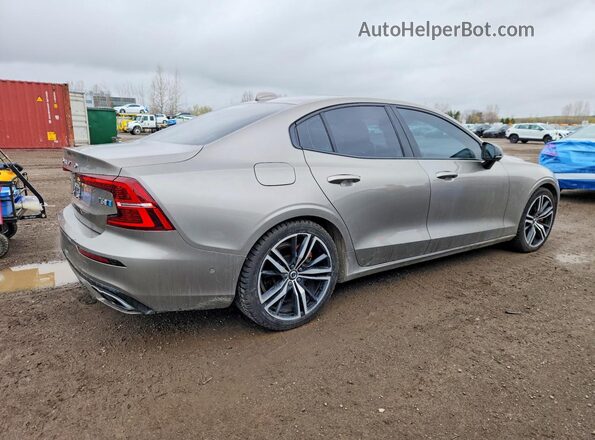 7JRA22TM6KG004283 2019 VOLVO S60 Коричневый Задняя правая четверть