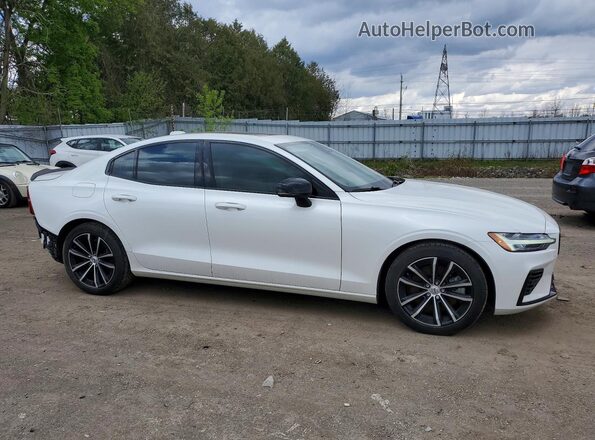 7JRH60FK5RG317871 2024 VOLVO S60 White Przód prawy