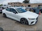 2024 Volvo S60 B5 Core Dark Theme White vin: 7JRL12FK1RG324174