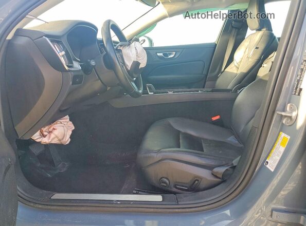 7JRL12FK8RG321692 2024 VOLVO S60 Угольный Вид салона спереди