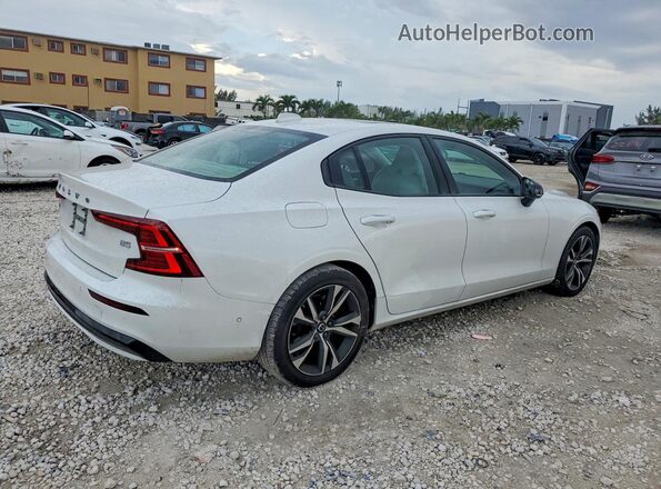 7JRL12FL6RG310344 2024 VOLVO S60 White Trasero derecho