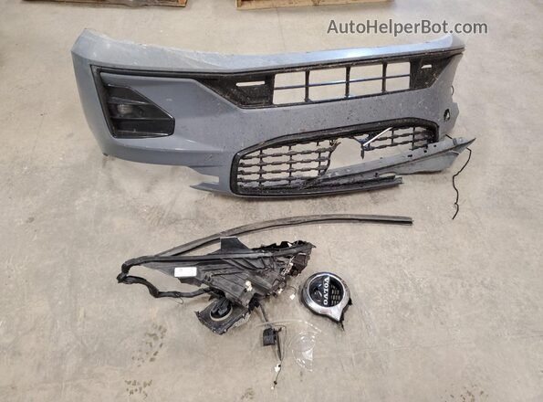 7JRL12FZ9NG192384 2022 VOLVO S60 Серый Вид подкапотного пространства