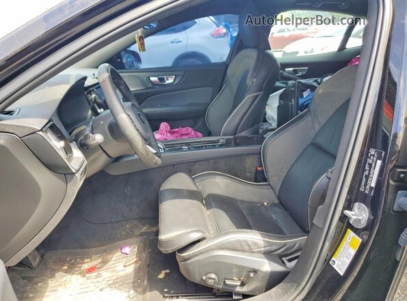 7JRL12THXRG310315 2024 VOLVO S60 Черный Вид салона спереди