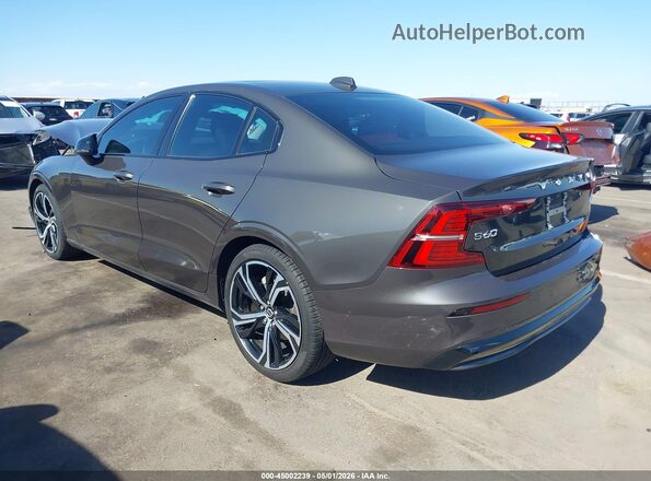 7JRL12TL2RG316887 2024 VOLVO S60 Черный Задняя левая четверть