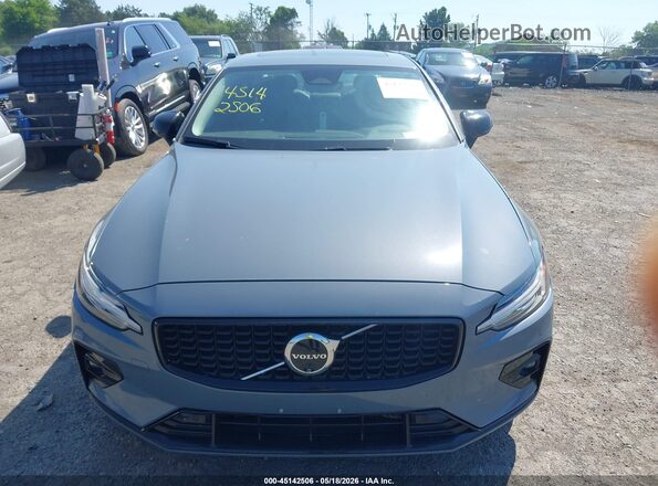 7JRL12TL8RG298069 2024 VOLVO S60 Gray Widok zestawu wskaźników