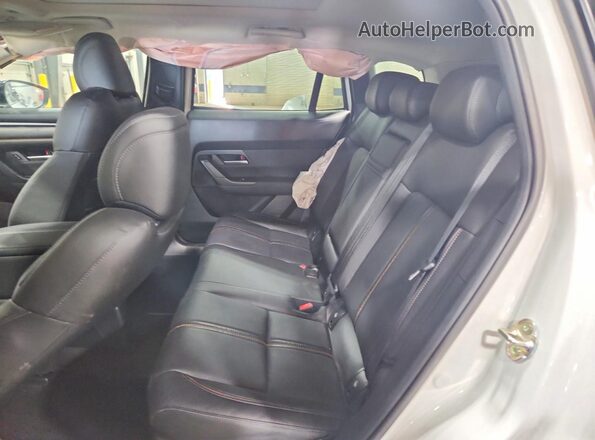 7MMVAADW6SN137747 2025 MAZDA CX-5 White Widok wnętrza z tyłu