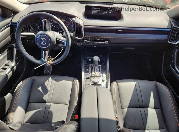 7MMVAAEW7TN145436 2026 MAZDA CX-5 Burgundy Vista del salpicadero