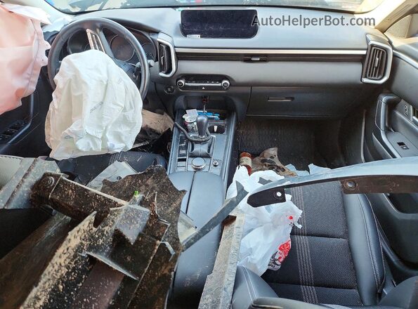 7MMVABAM2RN201334 2024 MAZDA CX-5 Серый Вид панели приборов