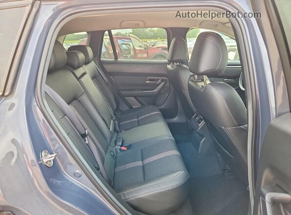7MMVABBM8SN337858 2025 MAZDA CX-5 Gray Rear interior view