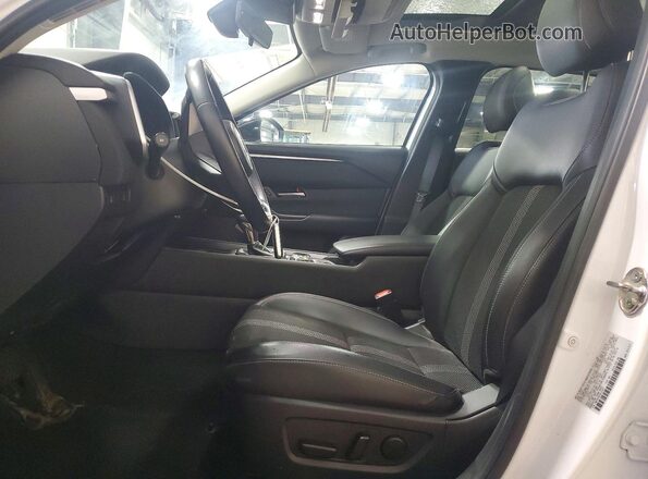 7MMVABCM2PN143008 2023 MAZDA CX-5 Белый Вид салона спереди