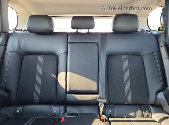 7MMVABDM5RN160709 2024 MAZDA CX-5 Gray Widok tylnych siedzeń