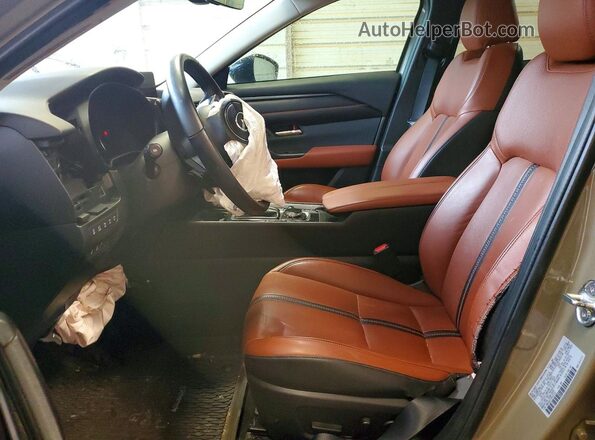 7MMVABEY1PN102143 2023 MAZDA CX-5 Green Widok wnętrza z przodu