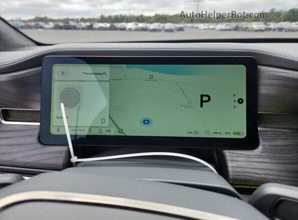 7PDSGABAXPN010167 2023 RIVIAN R1S Черный Вид щитка приборов