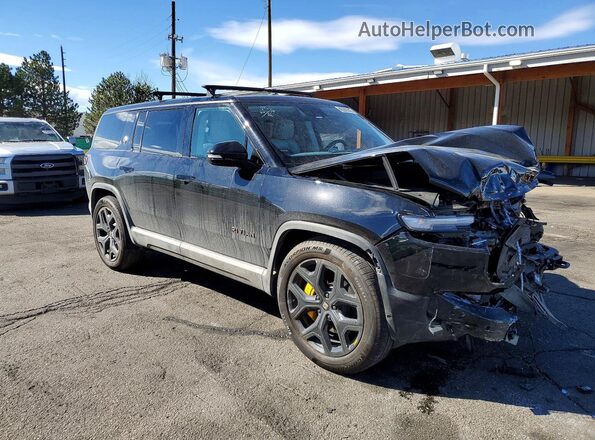 7PDSGCBP4SN065741 2025 RIVIAN R1S Черный Передняя правая четверть