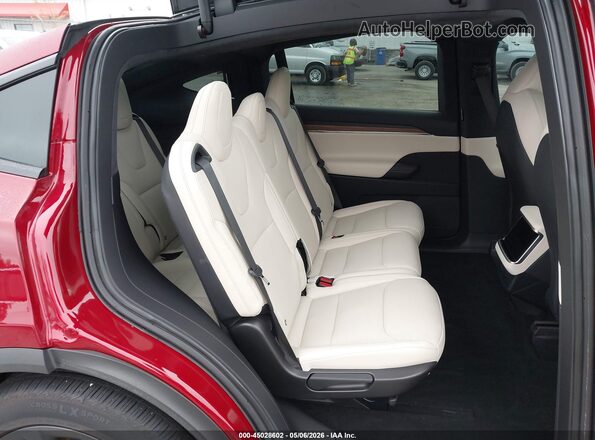 7SAXCAE52SF469744 2025 TESLA MODEL X Красный 