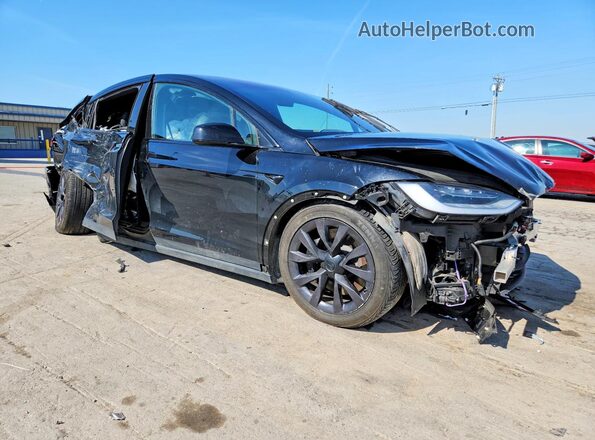 7SAXCAE53PF384144 2023 TESLA MODEL Черный Передняя правая четверть