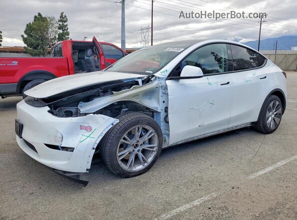 7SAYGAEE0RF984681 2024 TESLA MODEL White Vista tres cuartos delantera izquierda