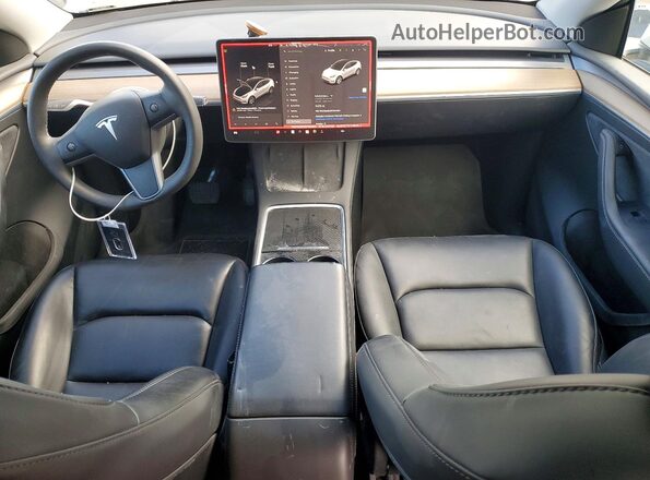 7SAYGAEE0RF984681 2024 TESLA MODEL White Vista del salpicadero